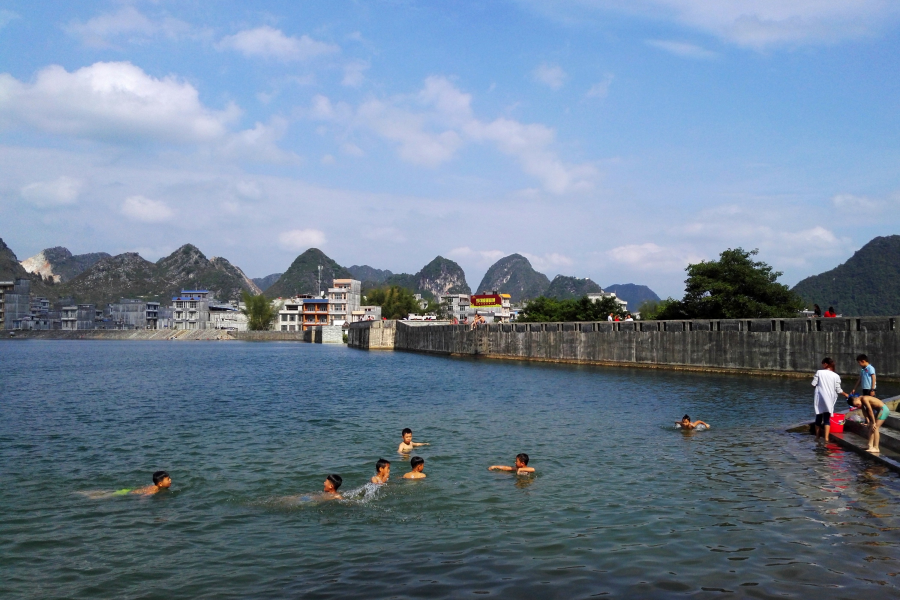 好像夏天来了。 - 靖西市·靖西网