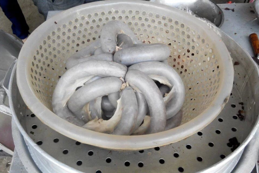如果有个靖西市德保猪血肠会是什么样?看这图片你就知道是在哪个位置 - 靖西市·靖西网