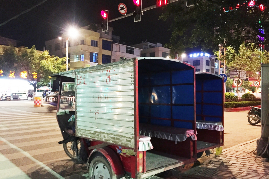 为扭转靖西市区街道交通秩序的混乱局面，给交警部门四点建议 - 靖西市·靖西网