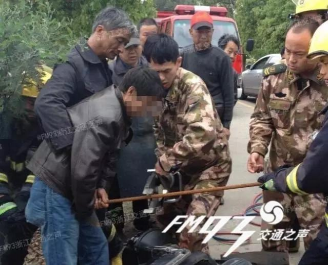 骑电车的别跟大货车太紧了，钢筋都插命根子上了 - 靖西市·靖西网