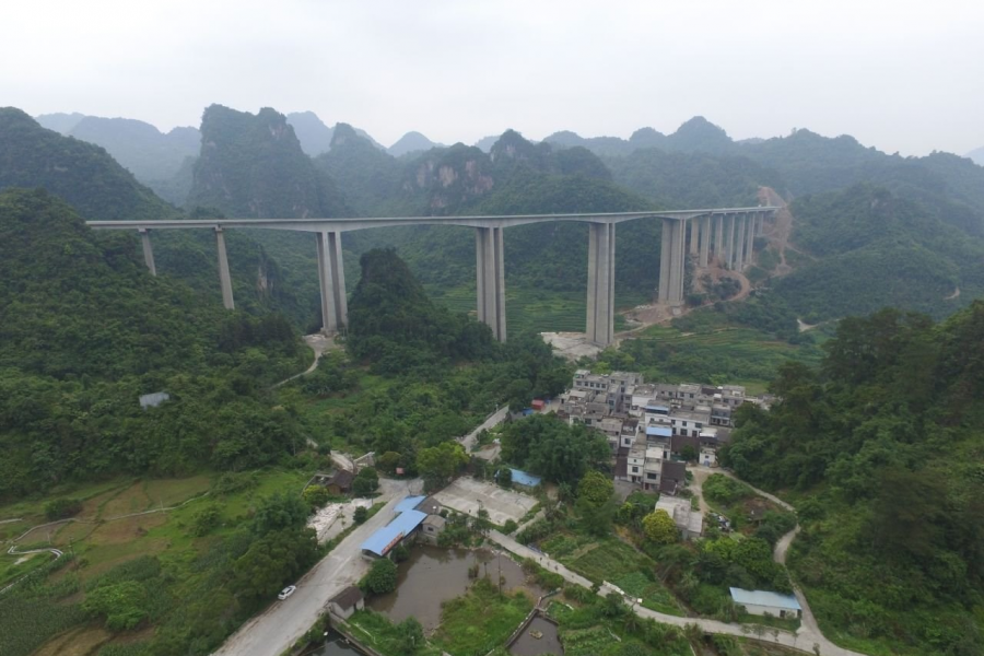 崇靖高速，真的美极了，醉美边关高速不是浪得虚名！ - 靖西市·靖西网