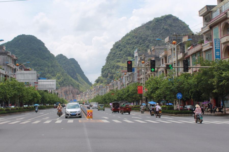 最新拍的靖西市绣球大道 - 靖西市·靖西网