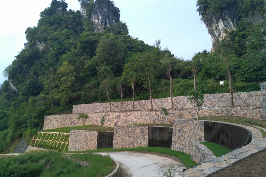 三叠岭瀑布顶部的度假酒店 - 靖西市·靖西网