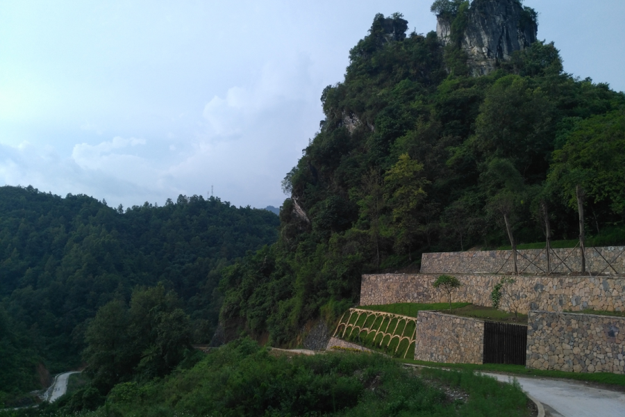 三叠岭瀑布顶部的度假酒店 - 靖西市·靖西网