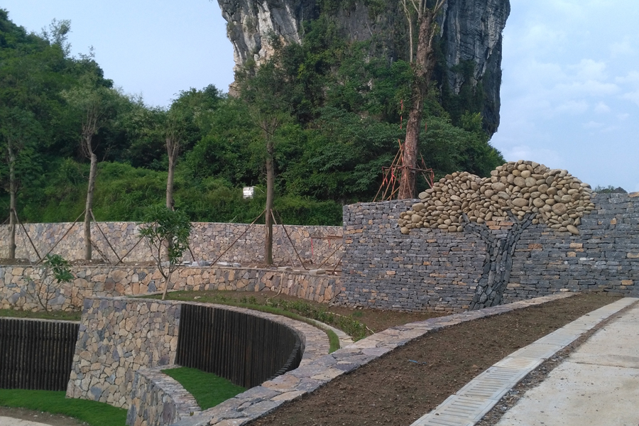 三叠岭瀑布顶部的度假酒店 - 靖西市·靖西网