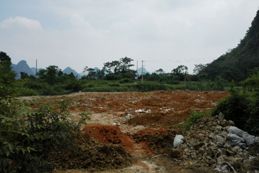 严禁乱倒建筑垃圾，违者重罚！之前的垃圾被推平了！ - 靖西市·靖西网