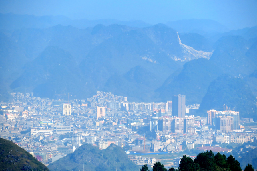 国庆爬靖西五岭林场高塔远眺，视角超级震撼！ - 靖西市·靖西网