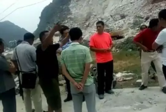 近日，靖西地州龙腾村民与村旁石场发生纠纷！ - 靖西市·靖西网