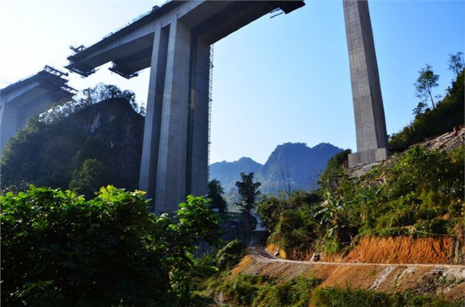 穿越峡谷溶洞，靖西古龙山景区徒步爽 - 靖西市·靖西网