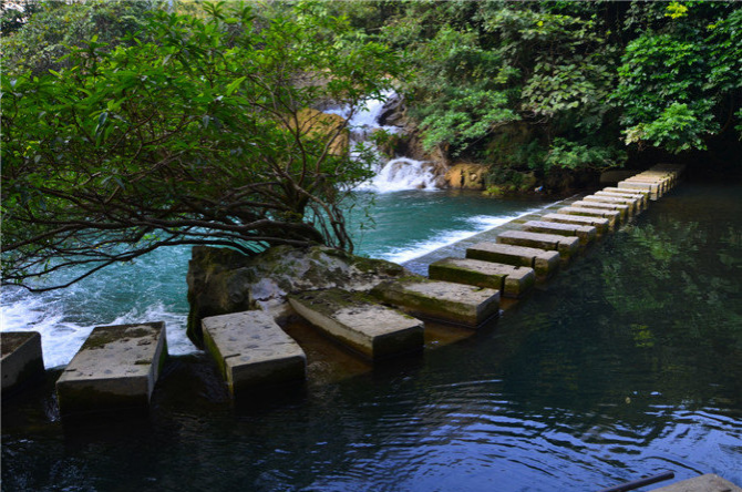 穿越峡谷溶洞，靖西古龙山景区徒步爽 - 靖西市·靖西网