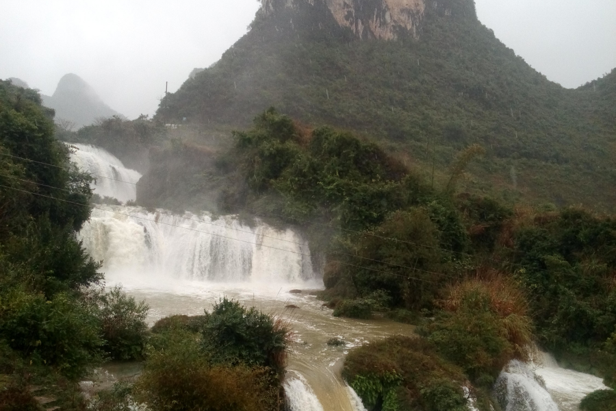 雨天 - 靖西市·靖西网