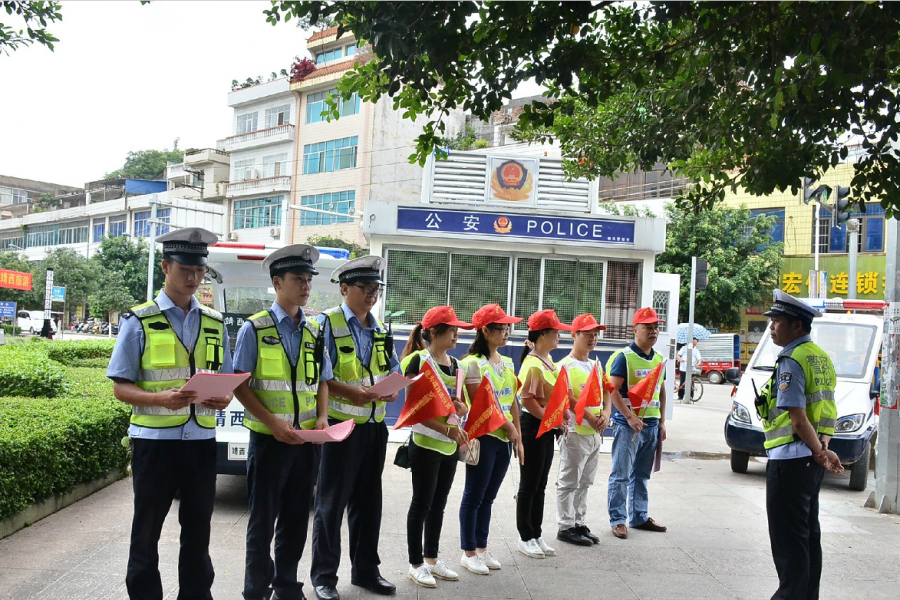 我为靖西添份美，倡导文明交通 创建文明城市 - 靖西市·靖西网