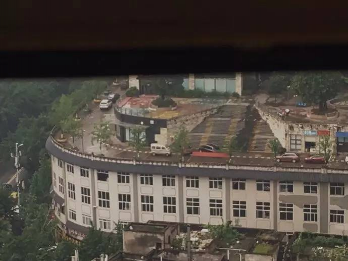 中国壮景！在楼顶上的大公路 - 靖西市·靖西网