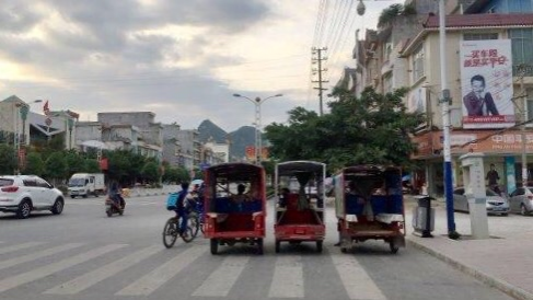 你还逆行？电动车、机动车违章的都到路口来学习学习先！ - 靖西市·靖西网