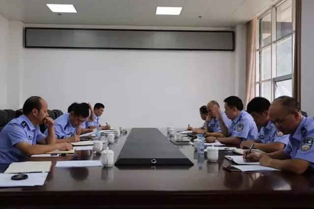 靖西招聘警务辅助人员，两百名青年接受体能测试 - 靖西市·靖西网