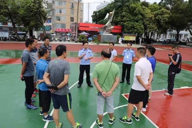 靖西招聘警务辅助人员，两百名青年接受体能测试 - 靖西市·靖西网