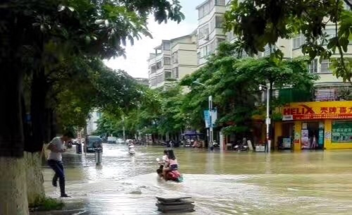 靖城景色雨时奇，龙潭风光晴日好。 - 靖西市·靖西网