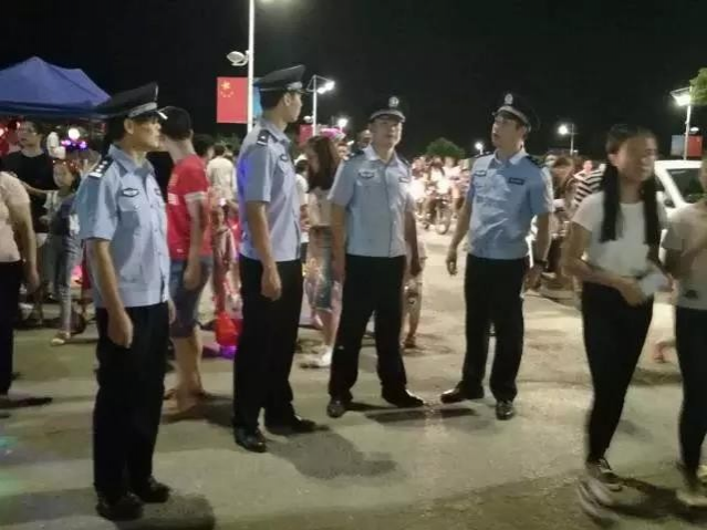 靖西全警出动保中秋国庆平安！ - 靖西市·靖西网