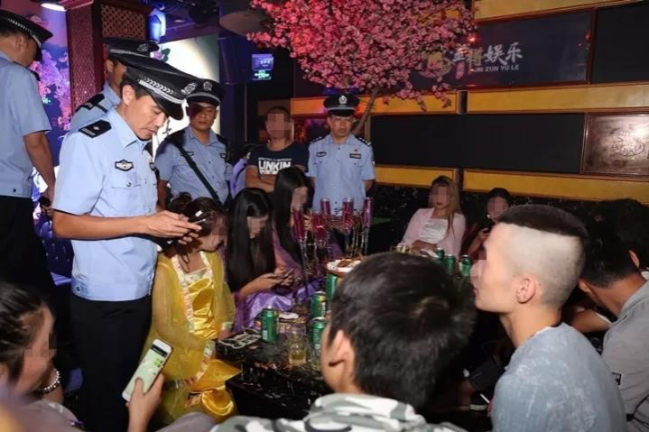 靖西全警出动保中秋国庆平安！ - 靖西市·靖西网