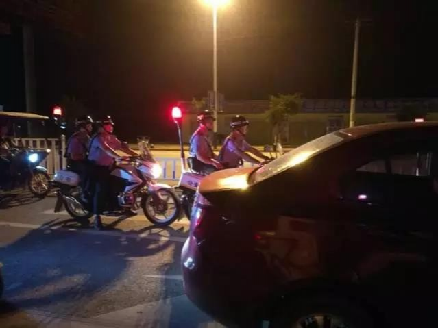 靖西全警出动保中秋国庆平安！ - 靖西市·靖西网