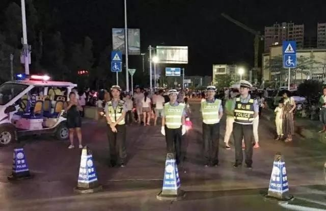 靖西全警出动保中秋国庆平安！ - 靖西市·靖西网