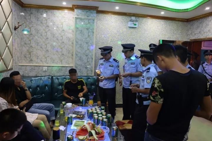 靖西全警出动保中秋国庆平安！ - 靖西市·靖西网