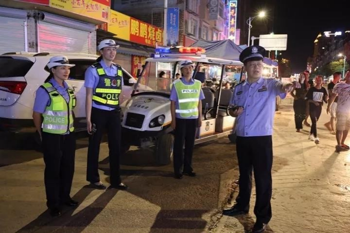 靖西全警出动保中秋国庆平安！ - 靖西市·靖西网