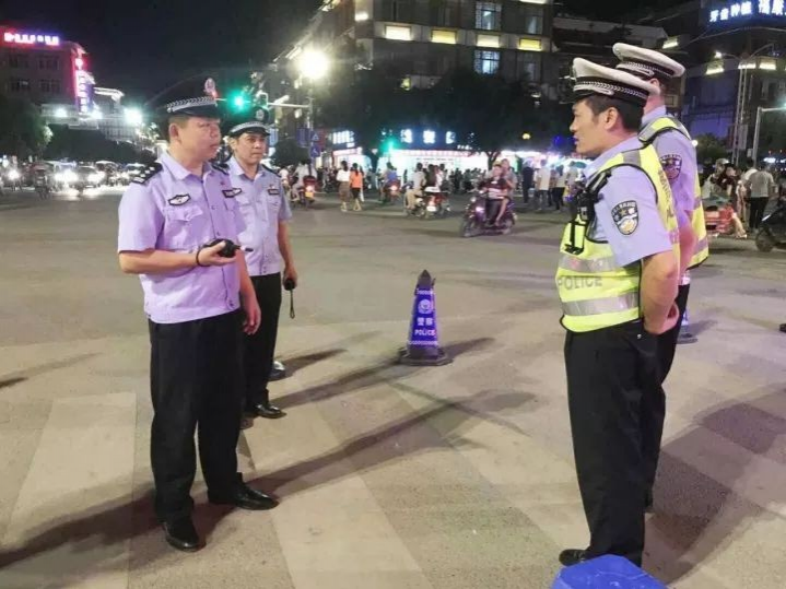 致靖西交警-今天，我想为你写一首赞歌！！！ - 靖西市·靖西网