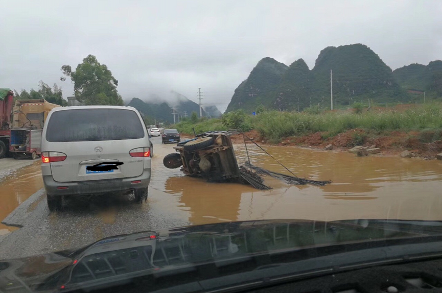 新圩这段路一下雨又挨 - 靖西市·靖西网