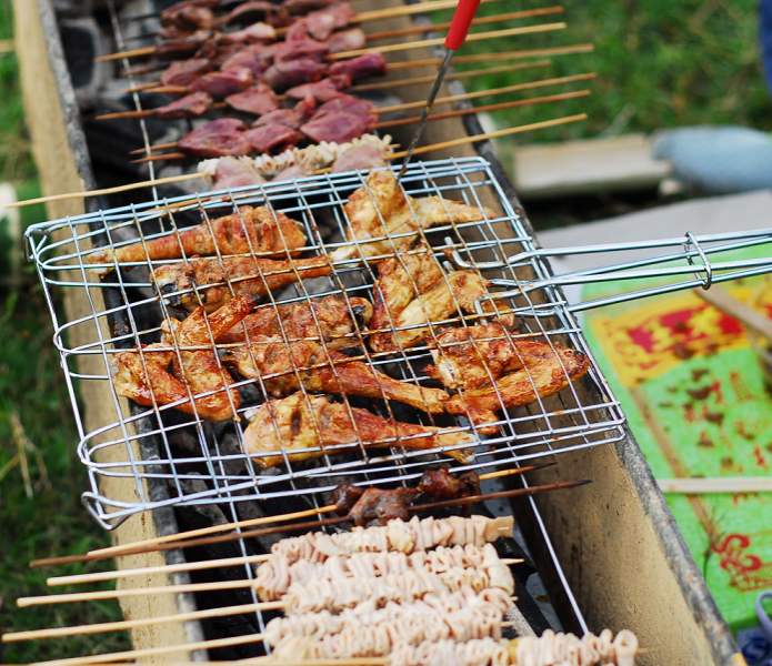 燃烧吧我的爱：竹筒饭 - 靖西市·靖西网