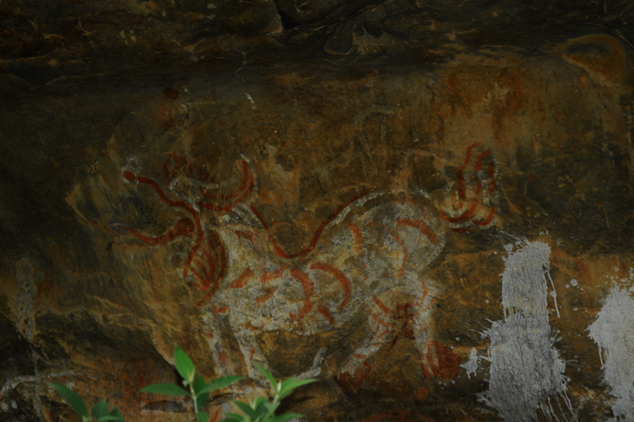 懂外星文的朋友进来看看这里写画着什么 - 靖西市·靖西网