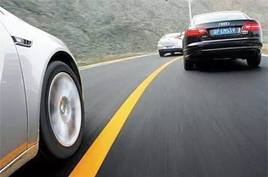 高速路上行车，必须要注意这些，不然很有可能瞬间丢了小命！ - 靖西市·靖西网