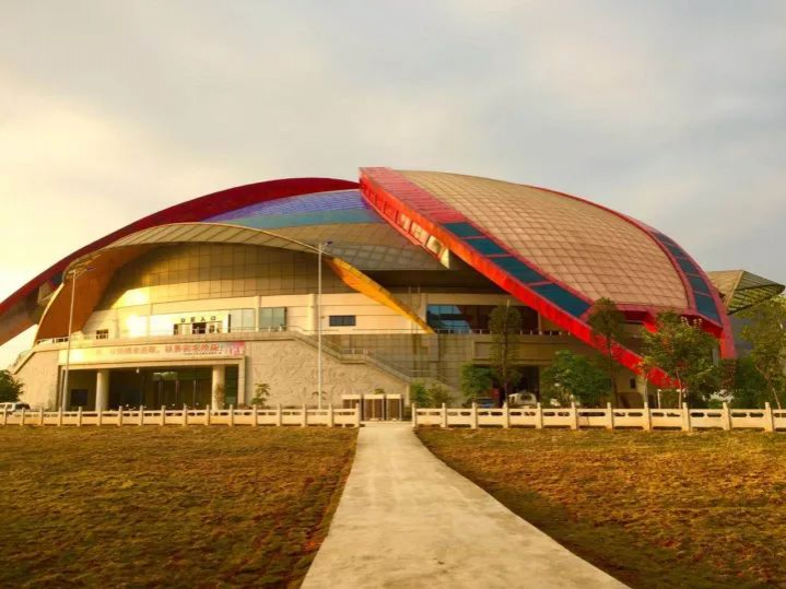 漂亮！靖西体育馆变这么美了…… - 靖西市·靖西网