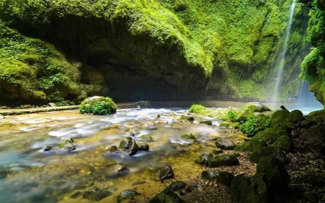 靖西通灵大峡谷首创原生态即兴自由舞户外实景呈现 - 靖西市·靖西网