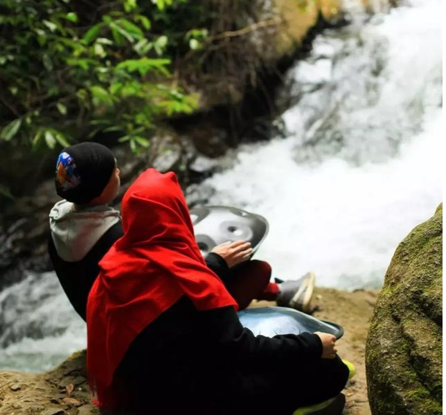 靖西通灵大峡谷首创原生态即兴自由舞户外实景呈现 - 靖西市·靖西网