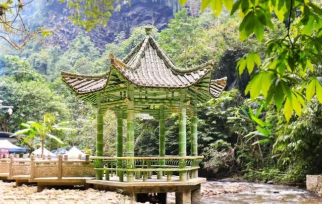 靖西通灵大峡谷首创原生态即兴自由舞户外实景呈现 - 靖西市·靖西网