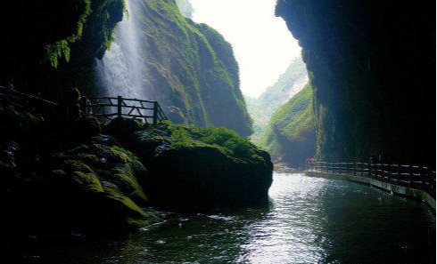 广西靖西神秘大峡谷，里面竟藏巨大宝藏！ - 靖西市·靖西网