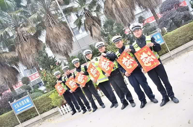 靖西交警蜀黍们的春节是这样度过的！ - 靖西市·靖西网