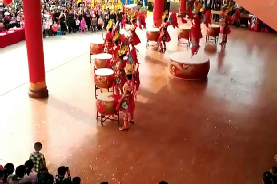 3月2日，靖西湖润镇人山人海 - 靖西市·靖西网