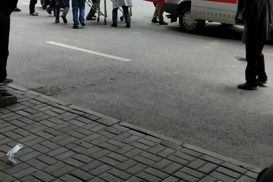 太恐怖了！南宁发生两起砍人事件！2死5伤！ - 靖西市·靖西网