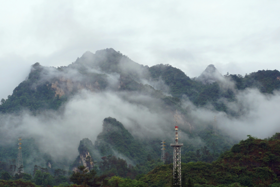 雨后的云雾山,仙境般存在人间。 - 靖西市·靖西网