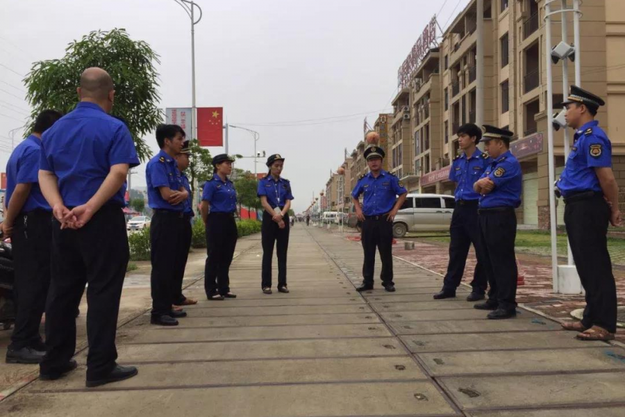 靖西城管端午驻守乐活城 为中国·靖西端午药市护航 - 靖西市·靖西网