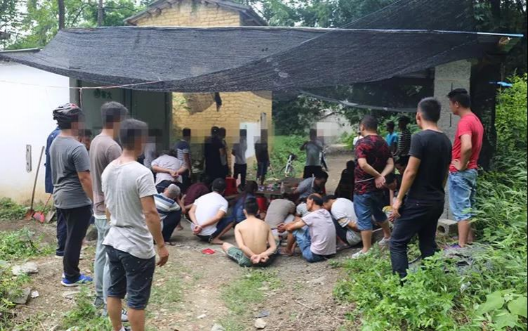 18人被抓！靖西一农村赌窝被一锅端！ - 靖西市·靖西网