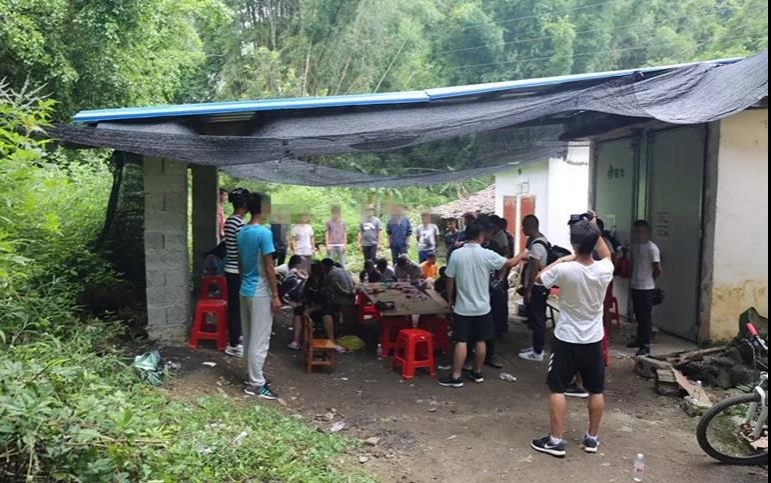 18人被抓！靖西一农村赌窝被一锅端！ - 靖西市·靖西网