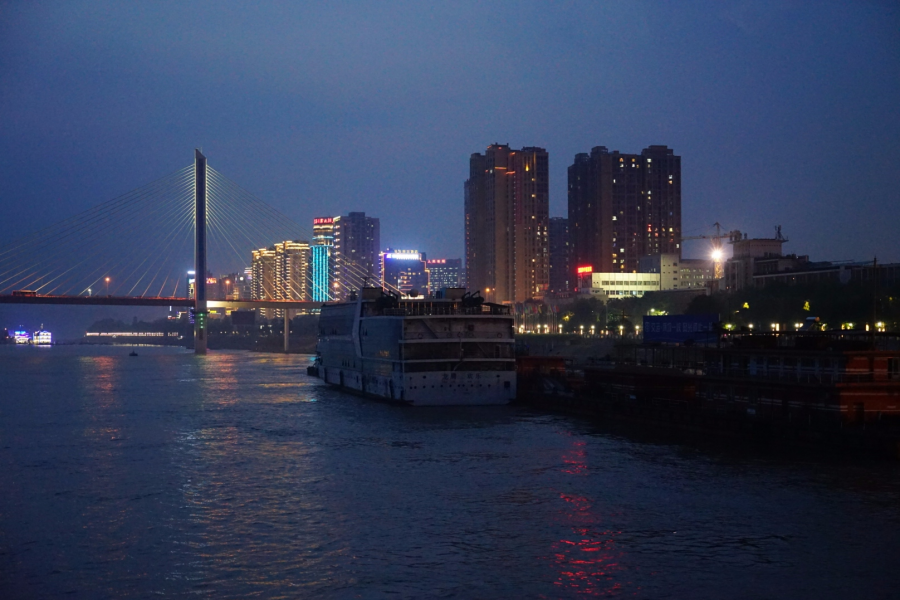 长江夜色 - 靖西市·靖西网