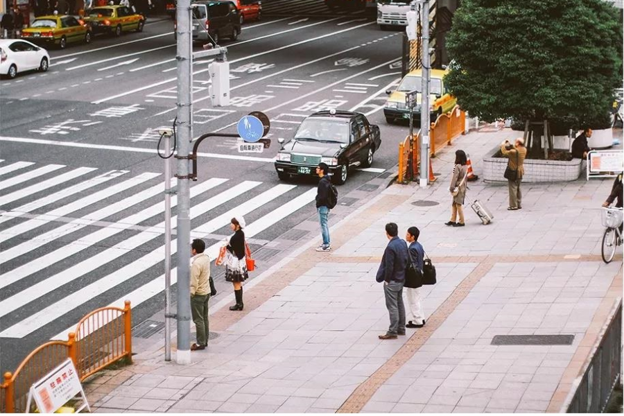 知乎高赞回答：那些真正厉害的人，从来都在默默努力 - 靖西市·靖西网