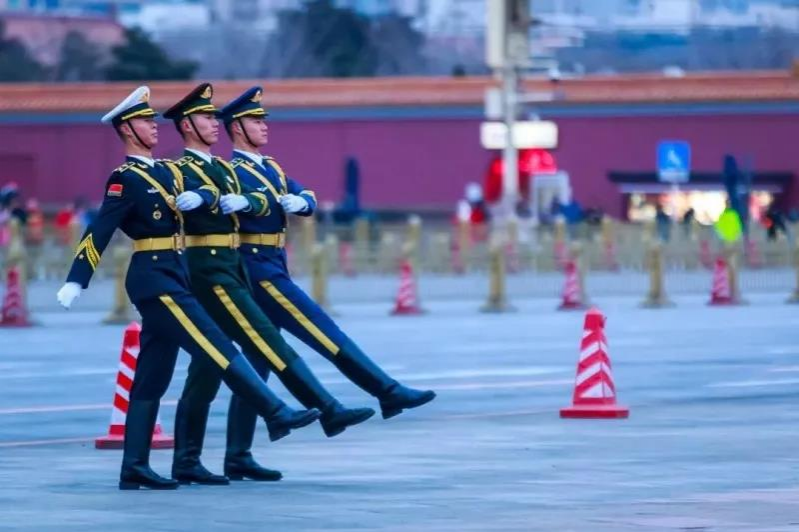 今日八一！致敬中国军人，节日快乐！ - 靖西市·靖西网