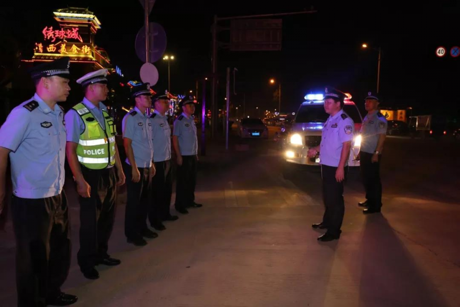 警灯伴明月|靖西公安民警不一样的中秋节！ - 靖西市·靖西网