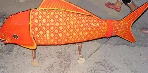 中秋节这几天，靖西的大街上到处都是......它承包了所有靖西人的童年~ - 靖西市·靖西网