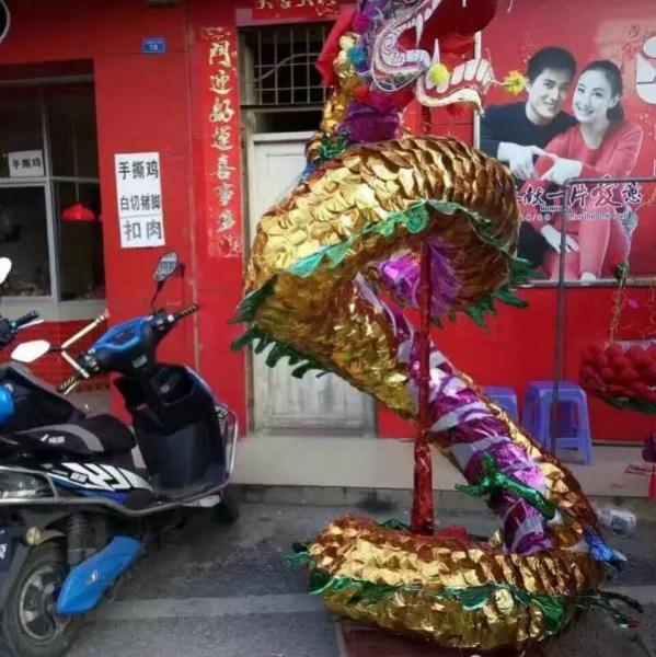 中秋节这几天，靖西的大街上到处都是......它承包了所有靖西人的童年~ - 靖西市·靖西网